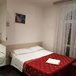 بيت ضيافة Hello *